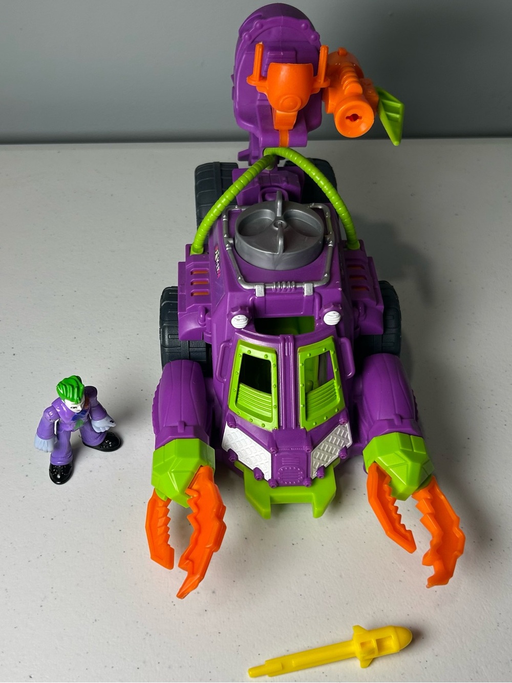 Imaginext The Joker Scorpion Vehicle and Joker Figure